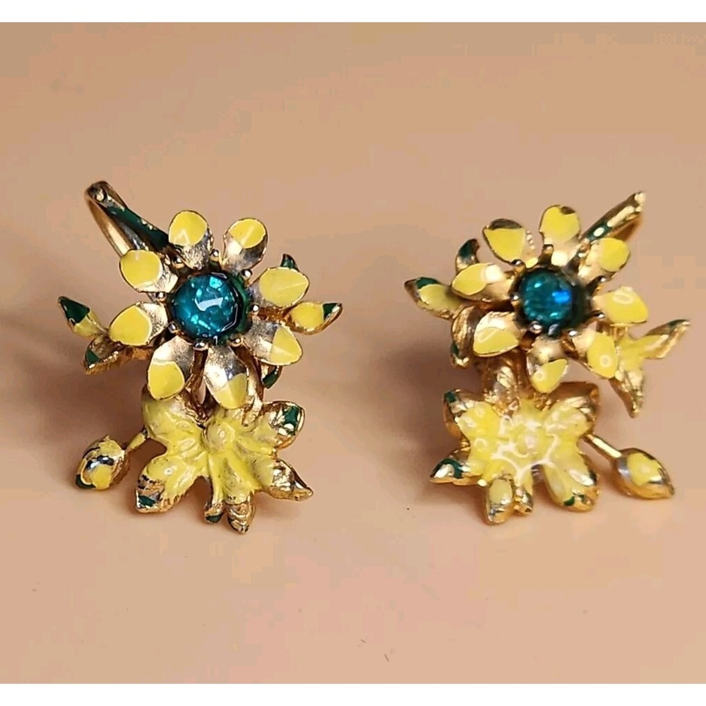 80-100 Yr Old Antique Gold Flower Earrings w Emerald Rhinestone FREE $HIPPING‎